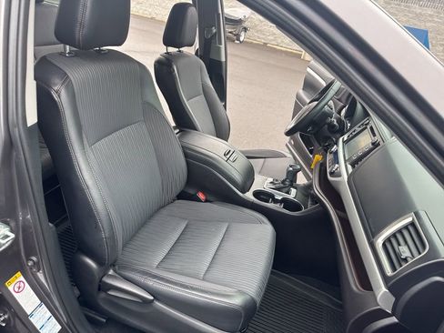 Used 2019 Toyota Highlander Plus image 15
