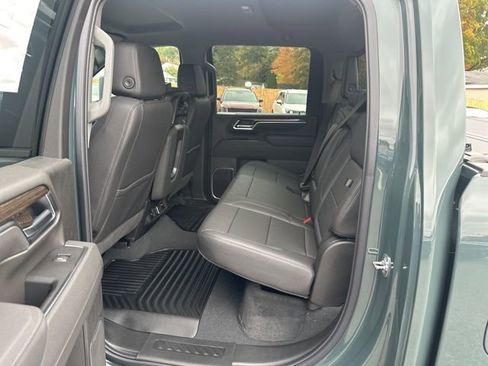 New 2026 Chevrolet Silverado 3500 LT AWD/4WD image 17