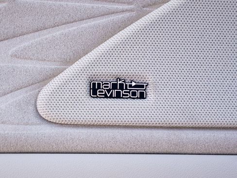 Used 2025 Lexus RX 350 w/ Convenience Package image 21