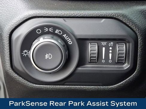 Used 2020 Jeep Wrangler Unlimited Sport image 26