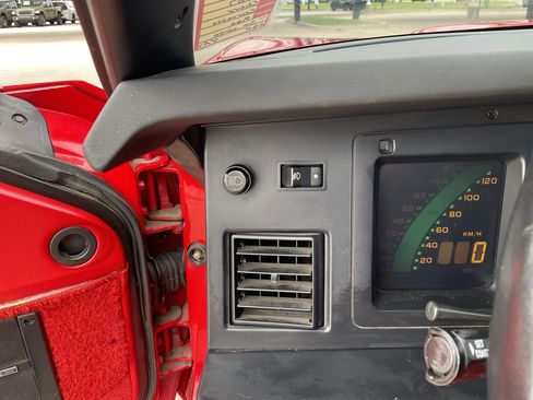 Used 1987 Chevrolet Corvette Coupe image 9