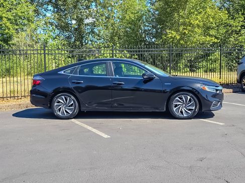 Used 2020 Honda Insight Touring image 2