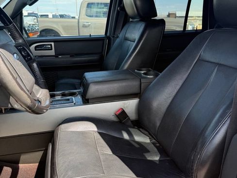 Used 2013 Ford Expedition Limited RWD image 7