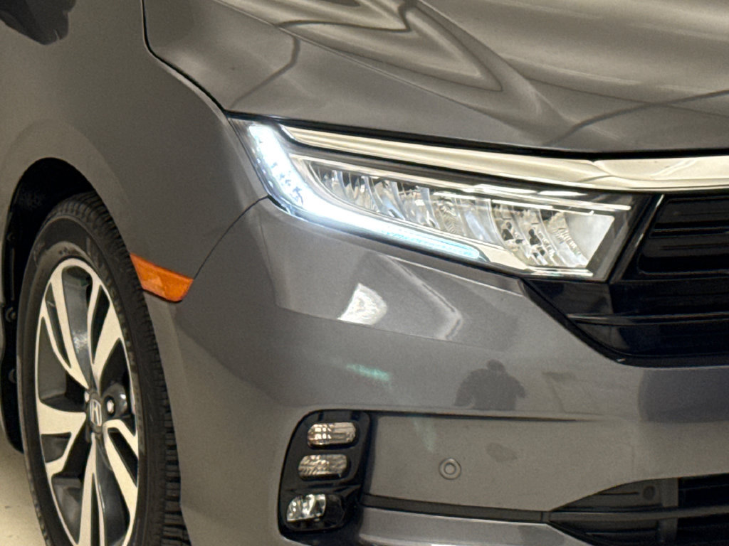 Certified 2024 Honda Odyssey Touring image 5