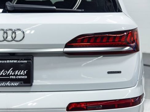 Used 2020 Audi Q7 3.0T Prestige w/ Prestige Package AWD/4WD image 8