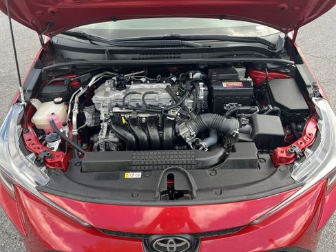 Used 2020 Toyota Corolla LE w/ Carpet Mat Package (TMS) image 33