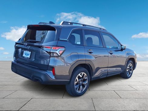 Used 2025 Subaru Forester Premium w/ Convenience Package #1 image 6
