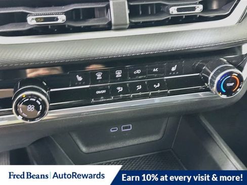 New 2026 Chevrolet Equinox LT w/ Safety and Technology Package AWD/4WD image 14