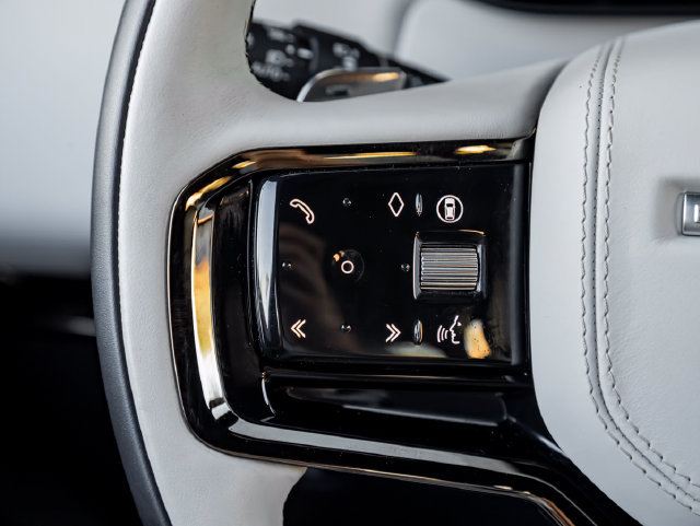 Certified 2025 Land Rover Range Rover Sport Dynamic SE AWD/4WD image 19