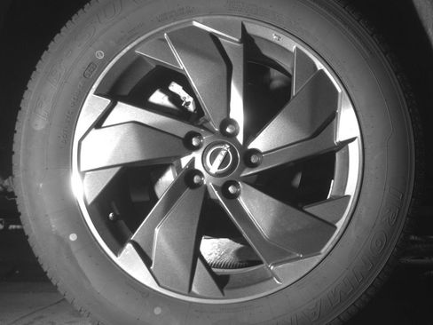 Used 2025 Nissan Rogue SV image 15