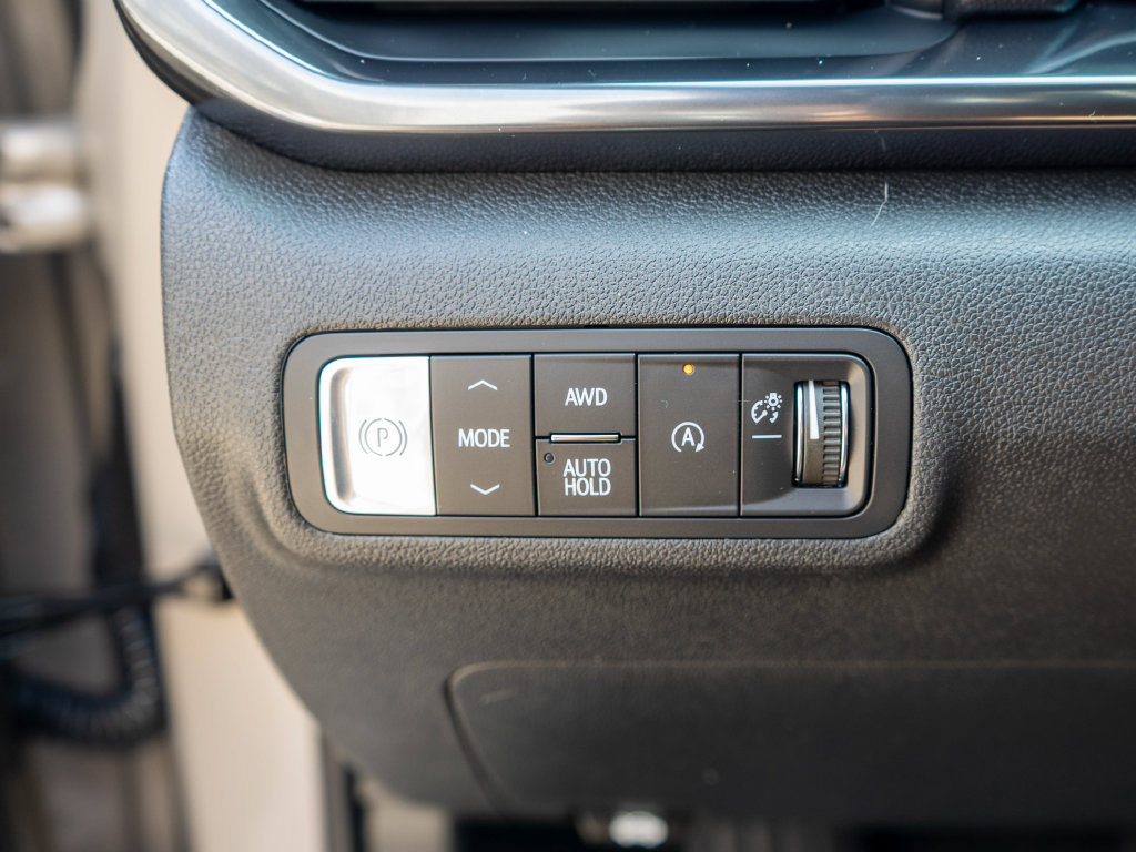 Certified 2026 GMC Terrain AT4 AWD/4WD image 19