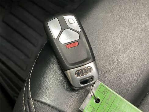 Used 2021 Audi Q5 Premium Plus image 28