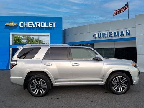 Used 2023 Toyota 4Runner Limited image 2
