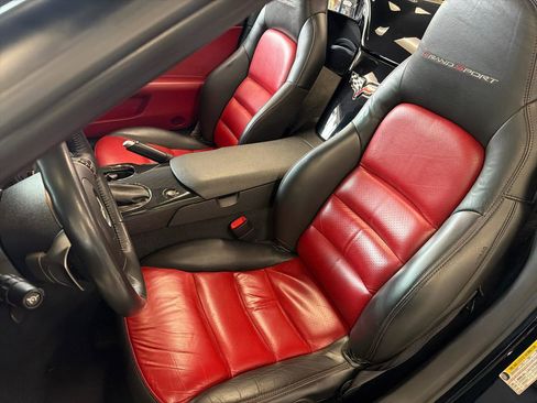 Used 2010 Chevrolet Corvette Grand Sport w/ Preferred Equipment Group RWD image 13