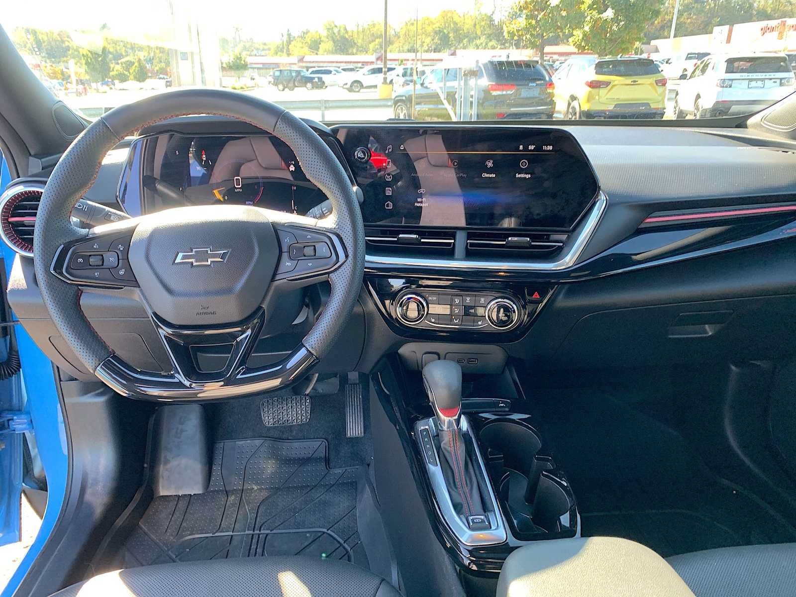 Certified 2024 Chevrolet Trax RS w/ Sunroof Package FWD image 20