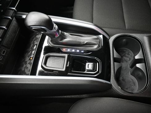 Used 2023 Chevrolet Colorado LT w/ LT Convenience Package II image 22