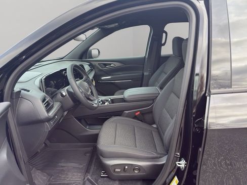 New 2026 Chevrolet Traverse LT w/ Midnight/Sport Edition image 11