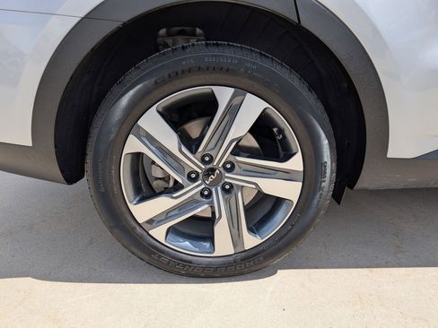Certified 2023 Kia Sorento SX Prestige AWD/4WD image 11