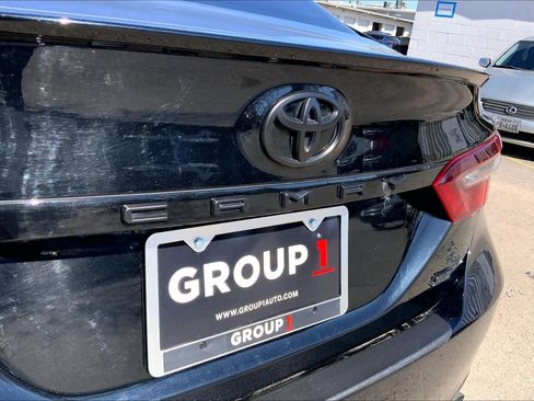 Used 2024 Toyota Camry SE image 30