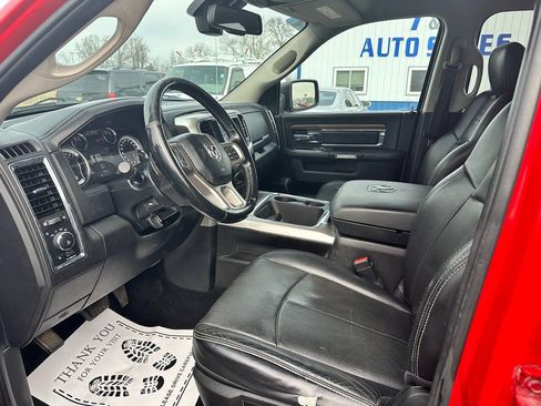 Used 2018 RAM 1500 Laramie w/ Convenience Group AWD/4WD image 12