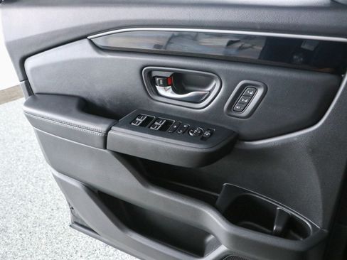 Used 2024 Honda Pilot EX-L image 21