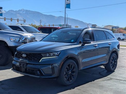 Used 2021 Kia Sorento SX image 9