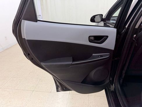 Used 2020 Hyundai Kona SE FWD image 14