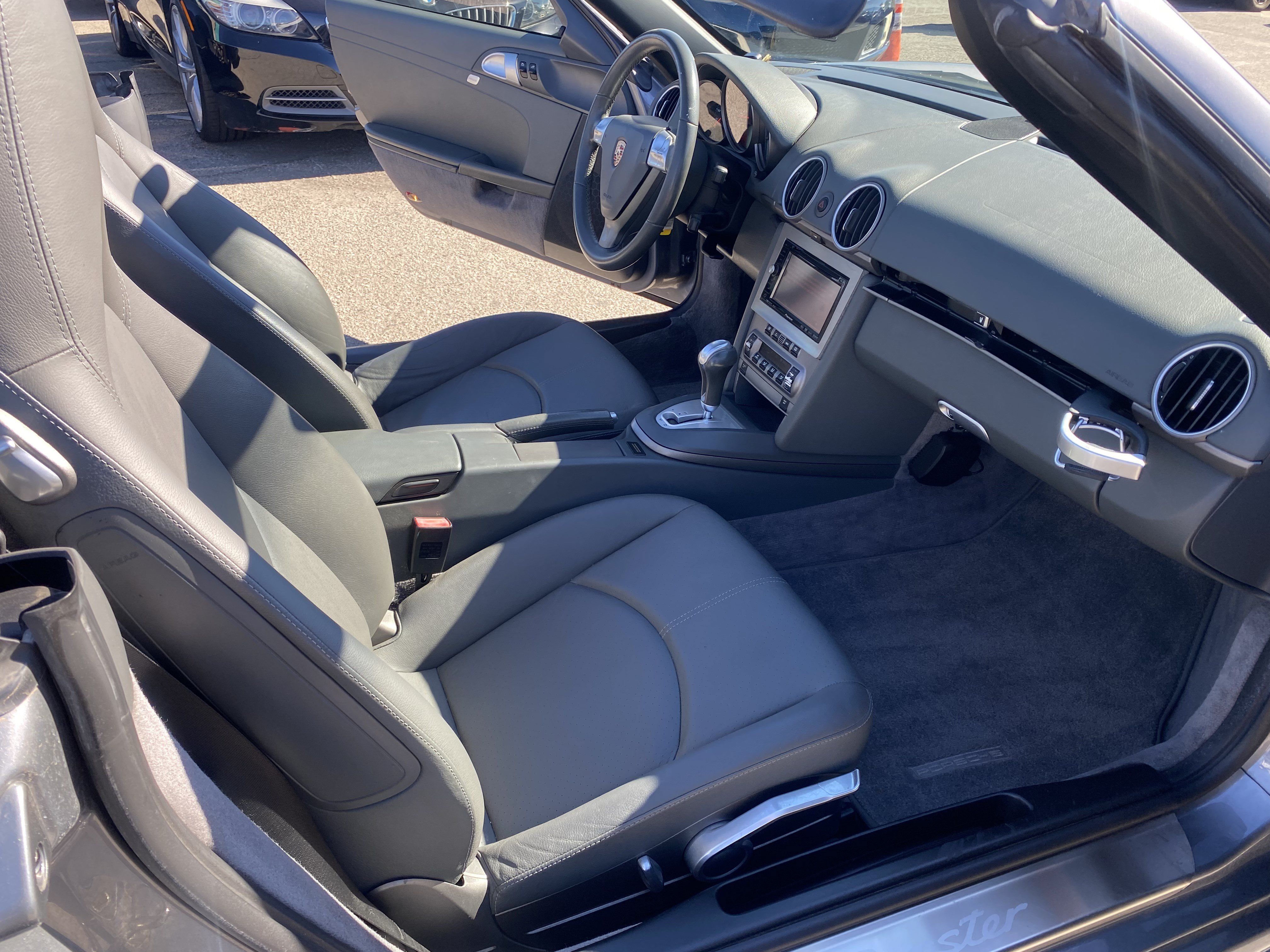 Used 2006 Porsche Boxster RWD image 18