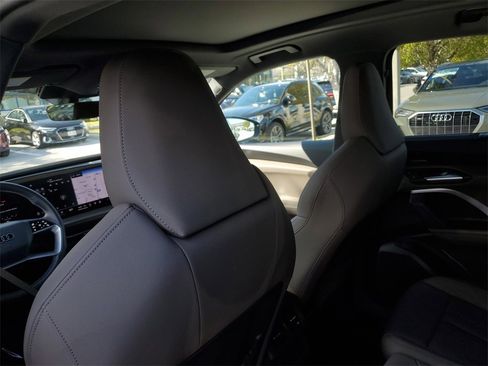 Used 2025 Audi Q5 Premium Plus w/ Premium Plus image 25