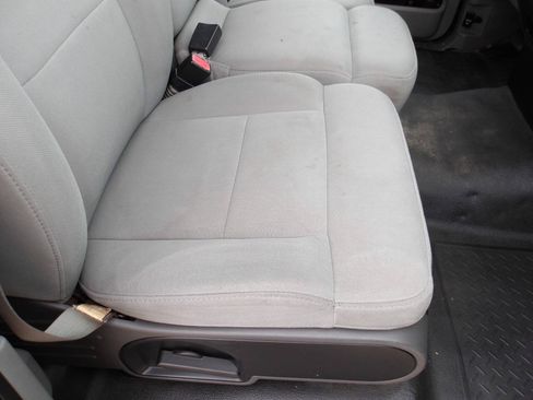 Used 2005 Ford F150 XL RWD image 16