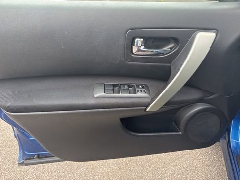 Used 2010 Nissan Rogue S w/ 360 Degree Value Pkg AWD/4WD image 14