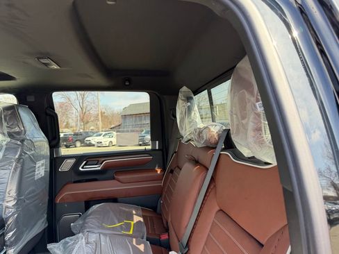 New 2026 GMC Sierra 3500 Denali Ultimate image 9