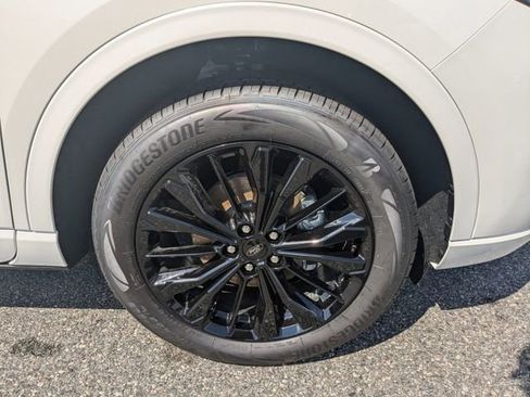 Used 2024 Ford Escape ST-Line Elite image 11