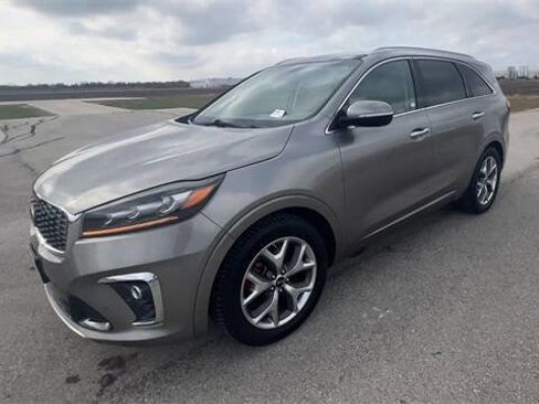 Used 2019 Kia Sorento SX w/ SX Touring Package image 4
