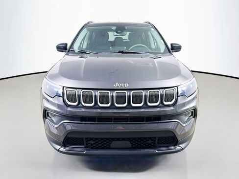 Used 2022 Jeep Compass Latitude AWD/4WD image 2