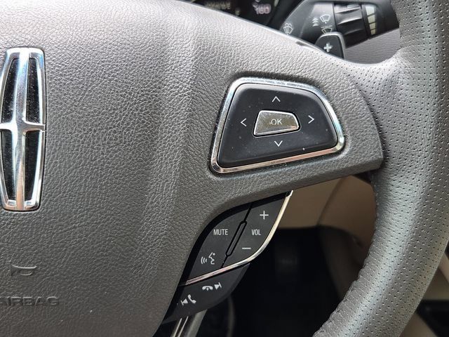 Used 2014 Lincoln MKZ w/ Equipment Group 102A Reserve FWD image 21