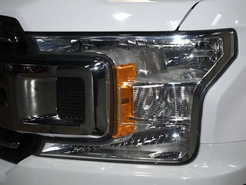 Used 2019 Ford F150 XLT image 57