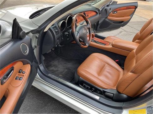 Used 2002 Lexus SC 430 Base 2dr Convertible image 14