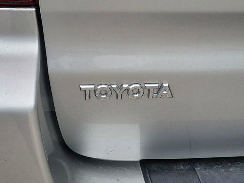 Used 2006 Toyota 4Runner SR5 image 19