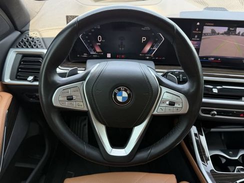 Used 2023 BMW X7 xDrive40i AWD/4WD image 12