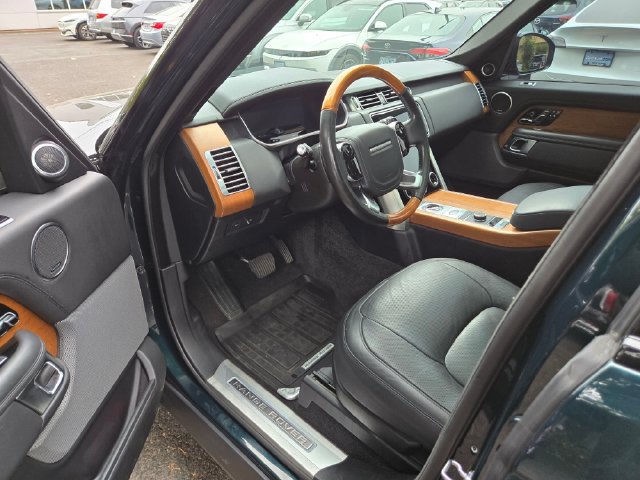 Used 2019 Land Rover Range Rover Supercharged AWD/4WD image 22