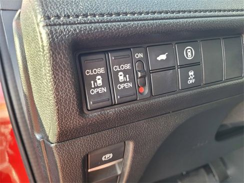 Used 2023 Honda Odyssey Sport image 19