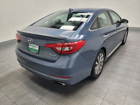 Used 2016 Hyundai Sonata Sport w/ Option Group 1V FWD image 7