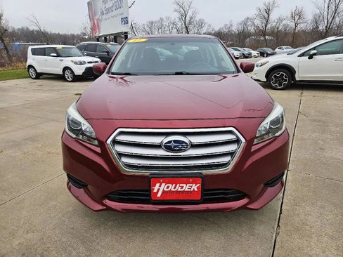 Used 2017 Subaru Legacy 2.5i Premium image 2