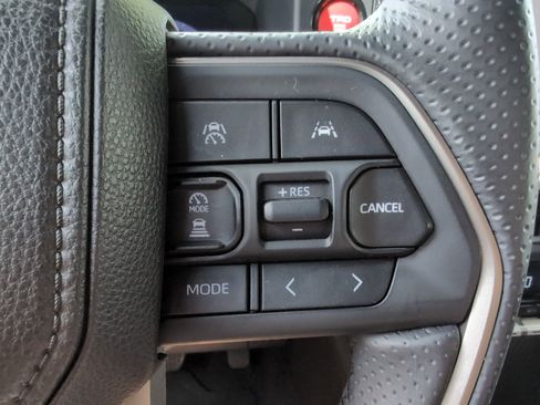 Certified 2026 Toyota 4Runner TRD Off-Road Premium AWD/4WD image 20