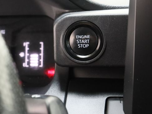 Used 2024 Toyota Tacoma SR RWD image 17
