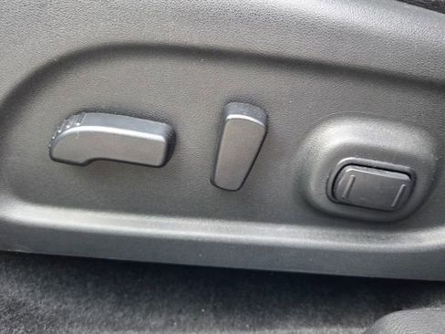 Used 2018 Nissan Murano SV image 18