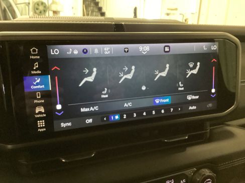 Used 2025 Jeep Wrangler Unlimited Rubicon 4xe w/ Convenience Group AWD/4WD image 22