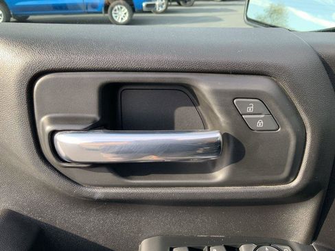 Used 2023 Chevrolet Silverado 1500 Custom w/ LPO, Dark Essentials Package image 20