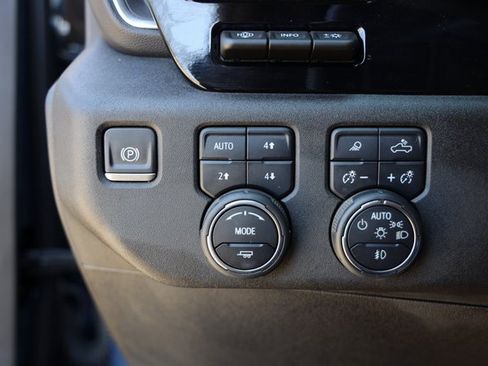 Certified 2024 Chevrolet Silverado 3500 LTZ w/ LTZ Premium Package image 25